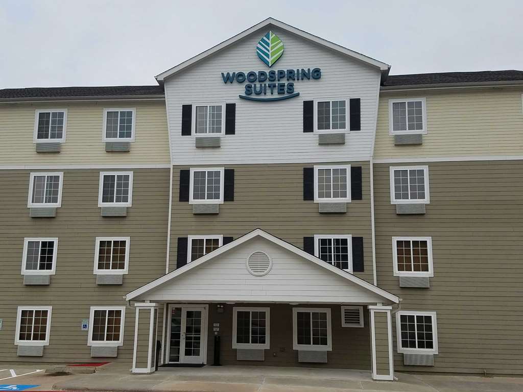 Woodspring Suites Houston Westchase Exterior photo